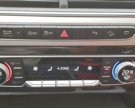 Белый Ауди Ку 7, объемом двигателя 2.97 л и пробегом 173 тыс. км за 44000 $, фото 3 на Automoto.ua