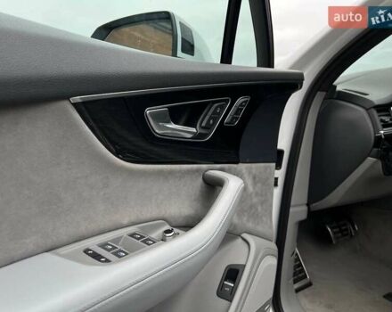 Белый Ауди Ку 7, объемом двигателя 3 л и пробегом 115 тыс. км за 32999 $, фото 28 на Automoto.ua