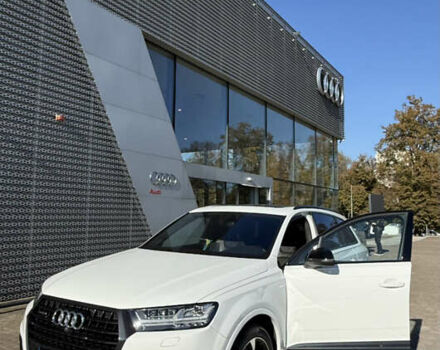 Белый Ауди Ку 7, объемом двигателя 2 л и пробегом 100 тыс. км за 41500 $, фото 3 на Automoto.ua