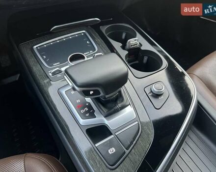 Білий Ауді Ку 7, об'ємом двигуна 2 л та пробігом 109 тис. км за 23900 $, фото 48 на Automoto.ua