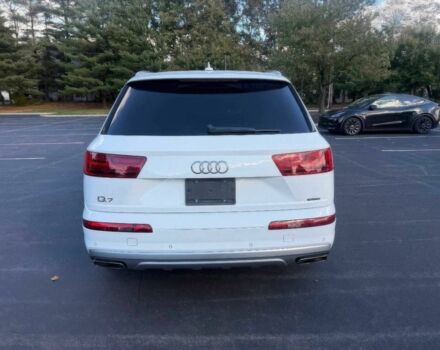 Белый Ауди Ку 7, объемом двигателя 2 л и пробегом 59 тыс. км за 17000 $, фото 5 на Automoto.ua