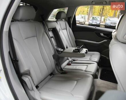 Белый Ауди Ку 7, объемом двигателя 3 л и пробегом 137 тыс. км за 37000 $, фото 10 на Automoto.ua