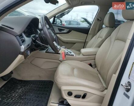 Белый Ауди Ку 7, объемом двигателя 3 л и пробегом 50 тыс. км за 8700 $, фото 6 на Automoto.ua