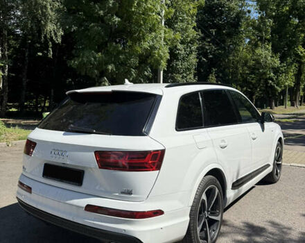 Білий Ауді Ку 7, об'ємом двигуна 2 л та пробігом 99 тис. км за 38000 $, фото 4 на Automoto.ua