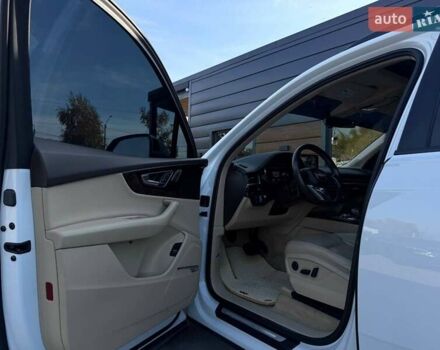 Ауді Ку 7 2017 у Рівному на Automoto.ua Білий Ауді Ку 7, об'ємом двигуна 3 л та пробігом 149 тис. км за 31000 $, фото 32 на Automoto.ua