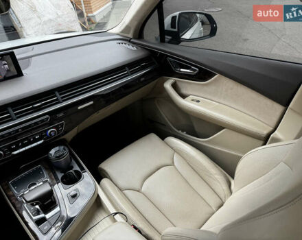 Белый Ауди Ку 7, объемом двигателя 3 л и пробегом 79 тыс. км за 38999 $, фото 32 на Automoto.ua