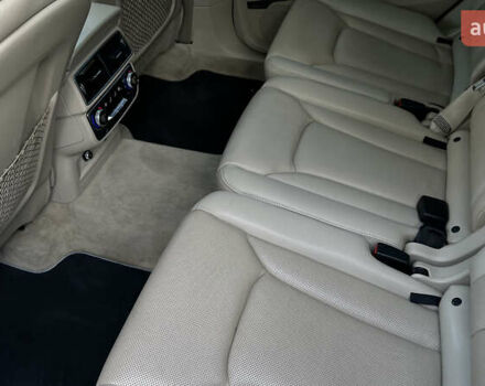 Білий Ауді Ку 7, об'ємом двигуна 3 л та пробігом 167 тис. км за 23500 $, фото 32 на Automoto.ua