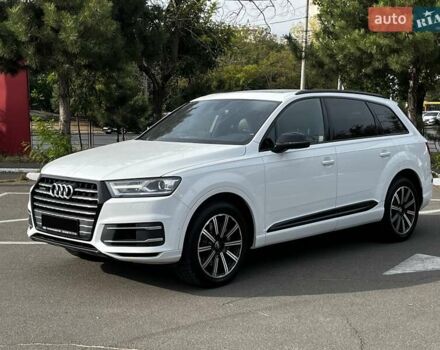 Белый Ауди Ку 7, объемом двигателя 3 л и пробегом 144 тыс. км за 23999 $, фото 1 на Automoto.ua