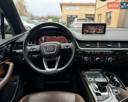 Білий Ауді Ку 7, об'ємом двигуна 3 л та пробігом 171 тис. км за 25000 $, фото 24 на Automoto.ua