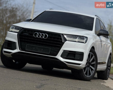 Білий Ауді Ку 7, об'ємом двигуна 3 л та пробігом 216 тис. км за 37500 $, фото 6 на Automoto.ua