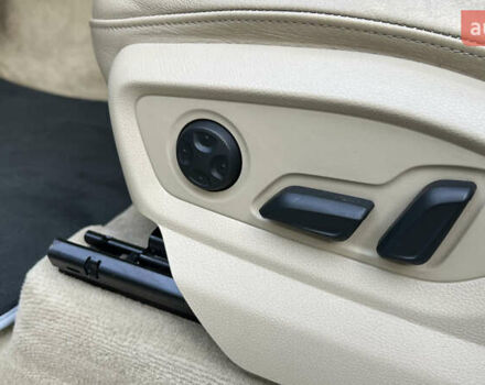 Білий Ауді Ку 7, об'ємом двигуна 3 л та пробігом 167 тис. км за 23500 $, фото 28 на Automoto.ua