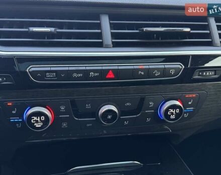 Белый Ауди Ку 7, объемом двигателя 3 л и пробегом 195 тыс. км за 23500 $, фото 23 на Automoto.ua