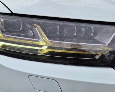 Білий Ауді Ку 7, об'ємом двигуна 2.97 л та пробігом 234 тис. км за 34500 $, фото 8 на Automoto.ua