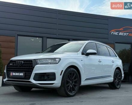 Ауді Ку 7 2017 у Рівному на Automoto.ua Білий Ауді Ку 7, об'ємом двигуна 3 л та пробігом 149 тис. км за 31000 $, фото 1 на Automoto.ua