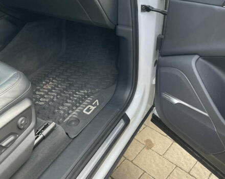 Білий Ауді Ку 7, об'ємом двигуна 3 л та пробігом 84 тис. км за 29200 $, фото 15 на Automoto.ua