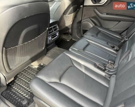 Ауді Ку 7 2017 у Києві на Automoto.ua Білий Ауді Ку 7, об'ємом двигуна 3 л та пробігом 213 тис. км за 27500 $, фото 8 на Automoto.ua