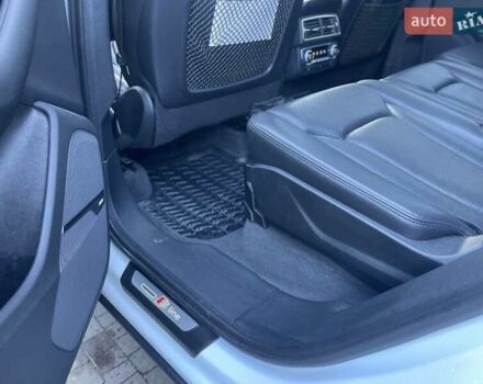 Ауди Ку 7 2017 в Киеве на Automoto.ua Белый Ауди Ку 7, объемом двигателя 3 л и пробегом 156 тыс. км за 28100 $, фото 12 на Automoto.ua