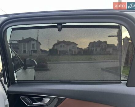 Білий Ауді Ку 7, об'ємом двигуна 2 л та пробігом 109 тис. км за 23900 $, фото 61 на Automoto.ua