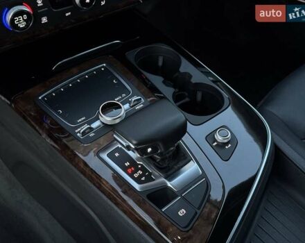 Білий Ауді Ку 7, об'ємом двигуна 3 л та пробігом 142 тис. км за 24500 $, фото 50 на Automoto.ua