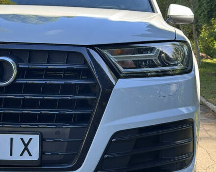 Білий Ауді Ку 7, об'ємом двигуна 1.98 л та пробігом 134 тис. км за 26900 $, фото 5 на Automoto.ua