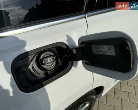 Ауді Ку 7 2017 у Львові на Automoto.ua Білий Ауді Ку 7, об'ємом двигуна 3 л та пробігом 159 тис. км за 23950 $, фото 14 на Automoto.ua