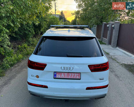 Белый Ауди Ку 7, объемом двигателя 3 л и пробегом 115 тыс. км за 29700 $, фото 6 на Automoto.ua