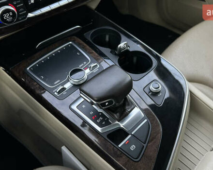 Білий Ауді Ку 7, об'ємом двигуна 3 л та пробігом 167 тис. км за 23500 $, фото 23 на Automoto.ua