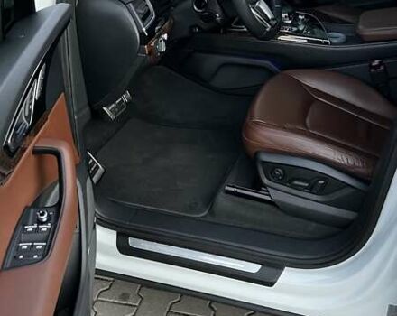 Білий Ауді Ку 7, об'ємом двигуна 3 л та пробігом 94 тис. км за 35000 $, фото 11 на Automoto.ua