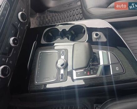 Белый Ауди Ку 7, объемом двигателя 3 л и пробегом 141 тыс. км за 28400 $, фото 27 на Automoto.ua