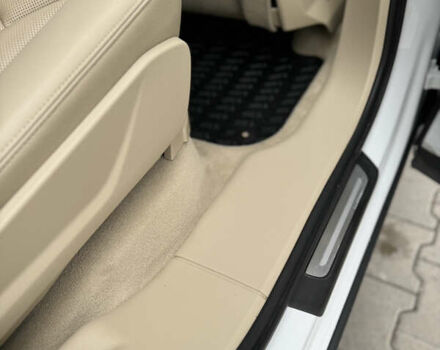 Белый Ауди Ку 7, объемом двигателя 3 л и пробегом 125 тыс. км за 29499 $, фото 46 на Automoto.ua