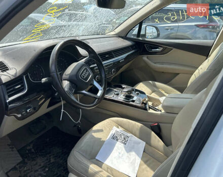 Белый Ауди Ку 7, объемом двигателя 3 л и пробегом 196 тыс. км за 16000 $, фото 14 на Automoto.ua