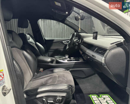 Белый Ауди Ку 7, объемом двигателя 2.97 л и пробегом 165 тыс. км за 38500 $, фото 22 на Automoto.ua