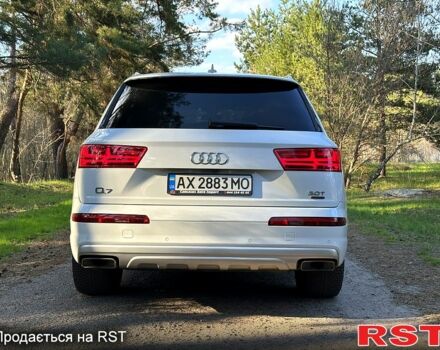 Белый Ауди Ку 7, объемом двигателя 3 л и пробегом 95 тыс. км за 38000 $, фото 1 на Automoto.ua