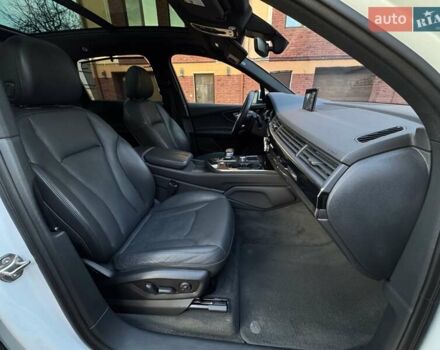 Белый Ауди Ку 7, объемом двигателя 3 л и пробегом 195 тыс. км за 23500 $, фото 34 на Automoto.ua