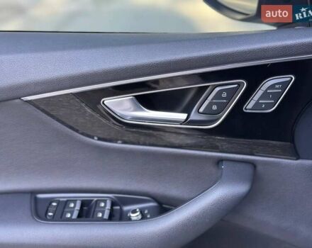 Білий Ауді Ку 7, об'ємом двигуна 3 л та пробігом 193 тис. км за 23300 $, фото 12 на Automoto.ua