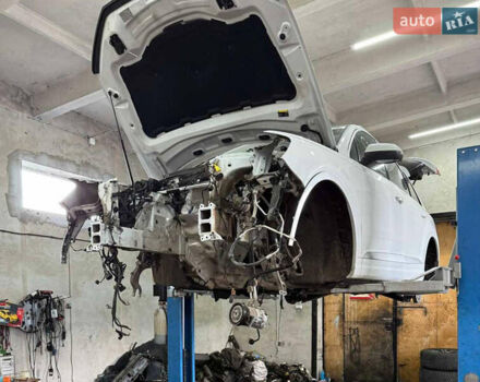 Білий Ауді Ку 7, об'ємом двигуна 3 л та пробігом 242 тис. км за 24900 $, фото 26 на Automoto.ua