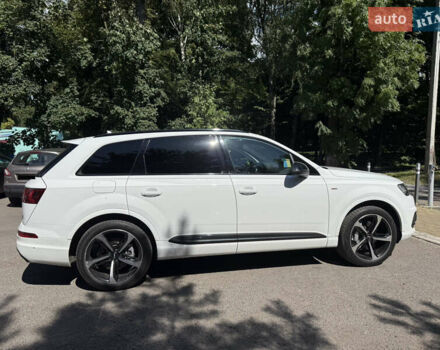 Білий Ауді Ку 7, об'ємом двигуна 2 л та пробігом 99 тис. км за 38000 $, фото 5 на Automoto.ua