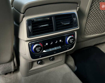 Білий Ауді Ку 7, об'ємом двигуна 3 л та пробігом 167 тис. км за 23500 $, фото 35 на Automoto.ua