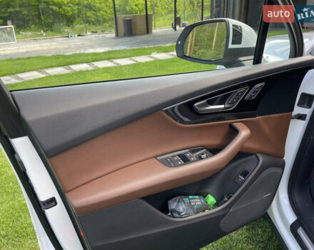 Білий Ауді Ку 7, об'ємом двигуна 3 л та пробігом 118 тис. км за 33000 $, фото 22 на Automoto.ua