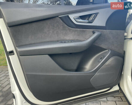 Белый Ауди Ку 7, объемом двигателя 2.97 л и пробегом 92 тыс. км за 39900 $, фото 50 на Automoto.ua