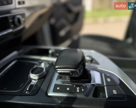 Білий Ауді Ку 7, об'ємом двигуна 3 л та пробігом 216 тис. км за 37500 $, фото 43 на Automoto.ua