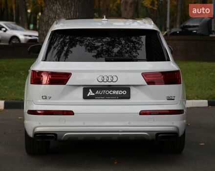 Белый Ауди Ку 7, объемом двигателя 3 л и пробегом 137 тыс. км за 37000 $, фото 4 на Automoto.ua