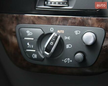 Белый Ауди Ку 7, объемом двигателя 3 л и пробегом 137 тыс. км за 37000 $, фото 24 на Automoto.ua