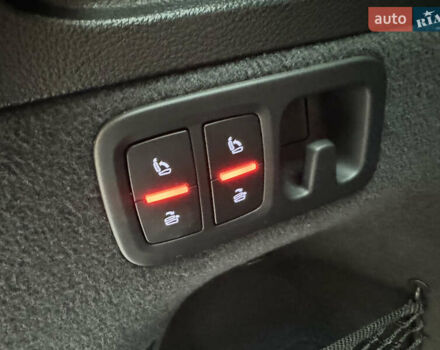 Білий Ауді Ку 7, об'ємом двигуна 3 л та пробігом 171 тис. км за 25000 $, фото 36 на Automoto.ua