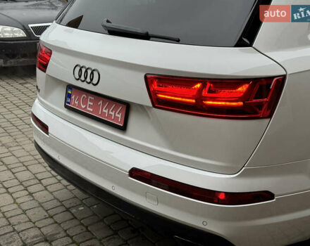 Білий Ауді Ку 7, об'ємом двигуна 3 л та пробігом 171 тис. км за 25000 $, фото 50 на Automoto.ua