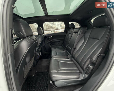 Белый Ауди Ку 7, объемом двигателя 3 л и пробегом 244 тыс. км за 27600 $, фото 20 на Automoto.ua