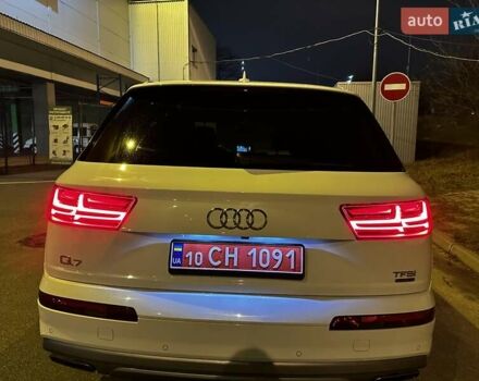 Білий Ауді Ку 7, об'ємом двигуна 2 л та пробігом 92 тис. км за 27900 $, фото 7 на Automoto.ua