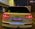 Білий Ауді Ку 7, об'ємом двигуна 2 л та пробігом 92 тис. км за 27900 $, фото 7 на Automoto.ua