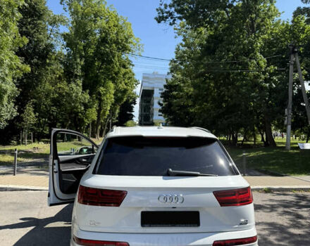 Білий Ауді Ку 7, об'ємом двигуна 2 л та пробігом 99 тис. км за 38000 $, фото 3 на Automoto.ua