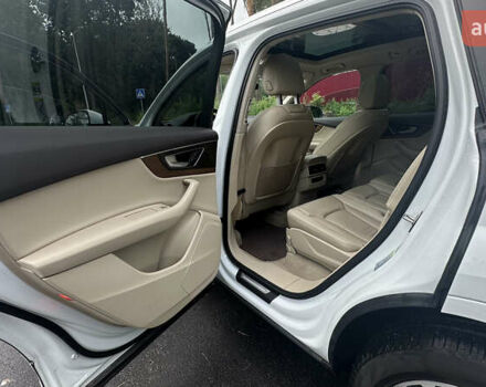 Белый Ауди Ку 7, объемом двигателя 1.98 л и пробегом 140 тыс. км за 26000 $, фото 10 на Automoto.ua